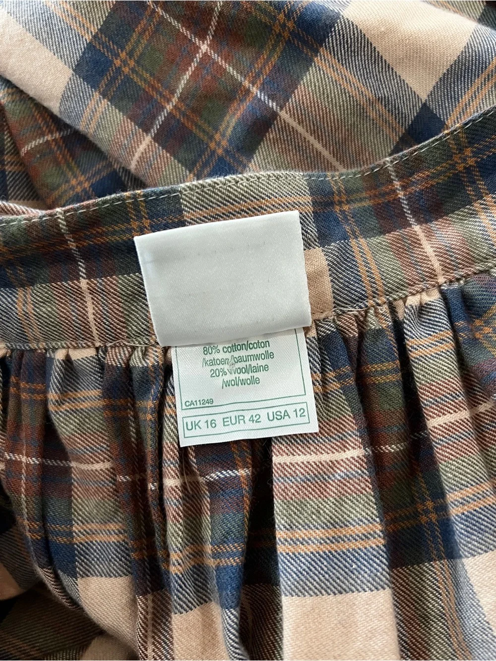 Laura Ashley vintage Plaid Maxi Skirt Pleated Size 12 Front Button Closure Brown - Picture 11 of 12